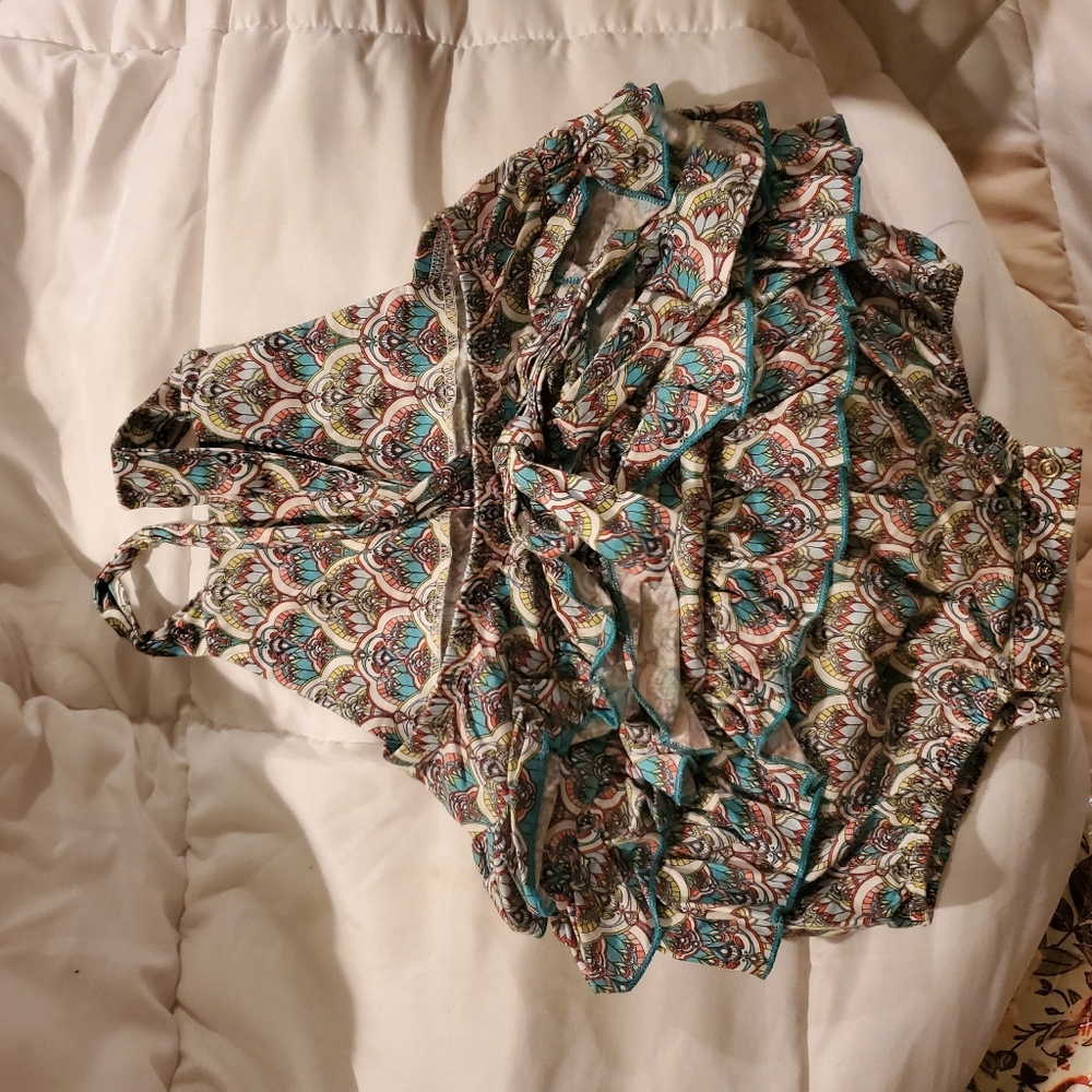Ricrac & Ruffles - Picture 2 of 2